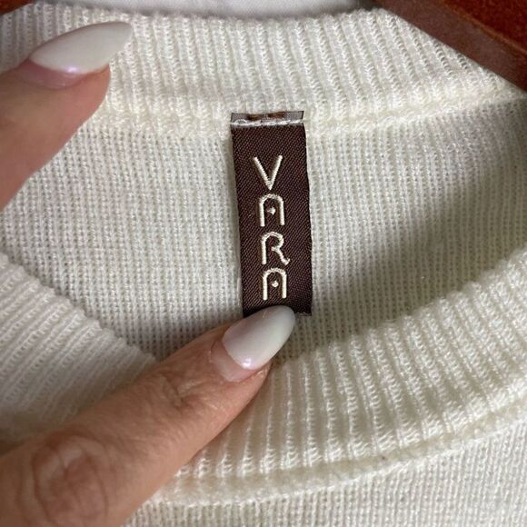 Vara Cream Crewneck Sweater Large - Picture 9 of 11